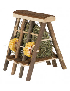 Höhäck med hö och fröringar